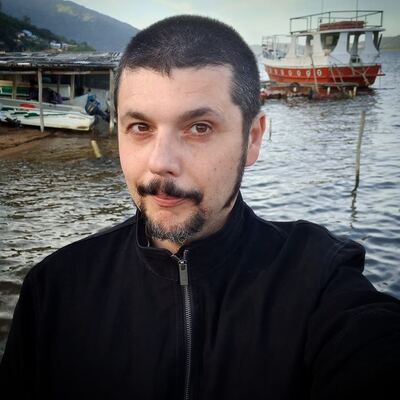 Thiago Skárnio (he/him)